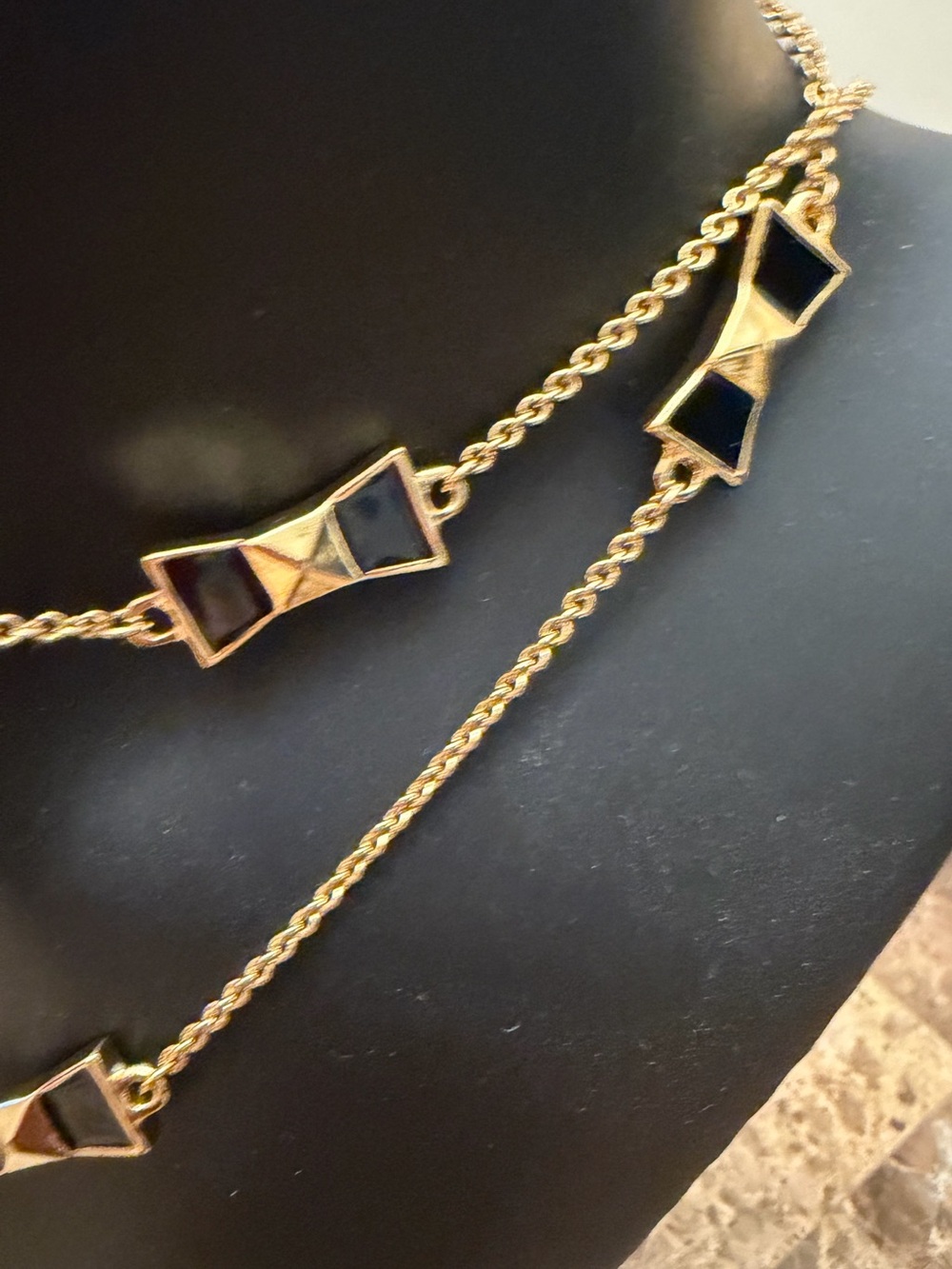 ๐ NWOT Kate Spade "Take a Bow" Long Station Necklace - Picture 3 of 6